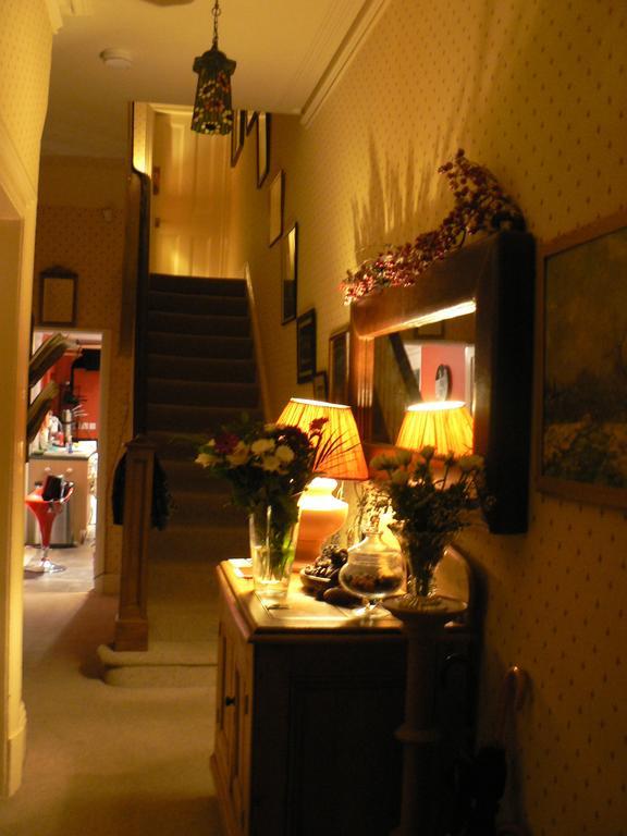 16 Franklin Bijou Boutique Bed & Breakfast Harrogate Exterior photo